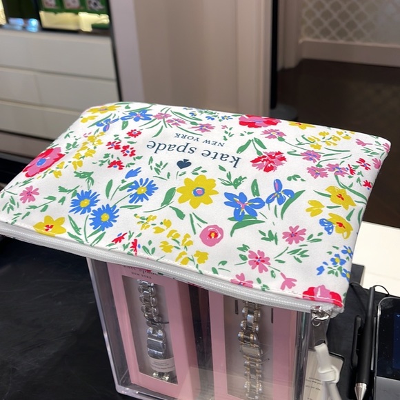 Kate Spade Large Canvas Floral Print Zip Pouch
 11-1/4” X 8” - Picture 15 of 16